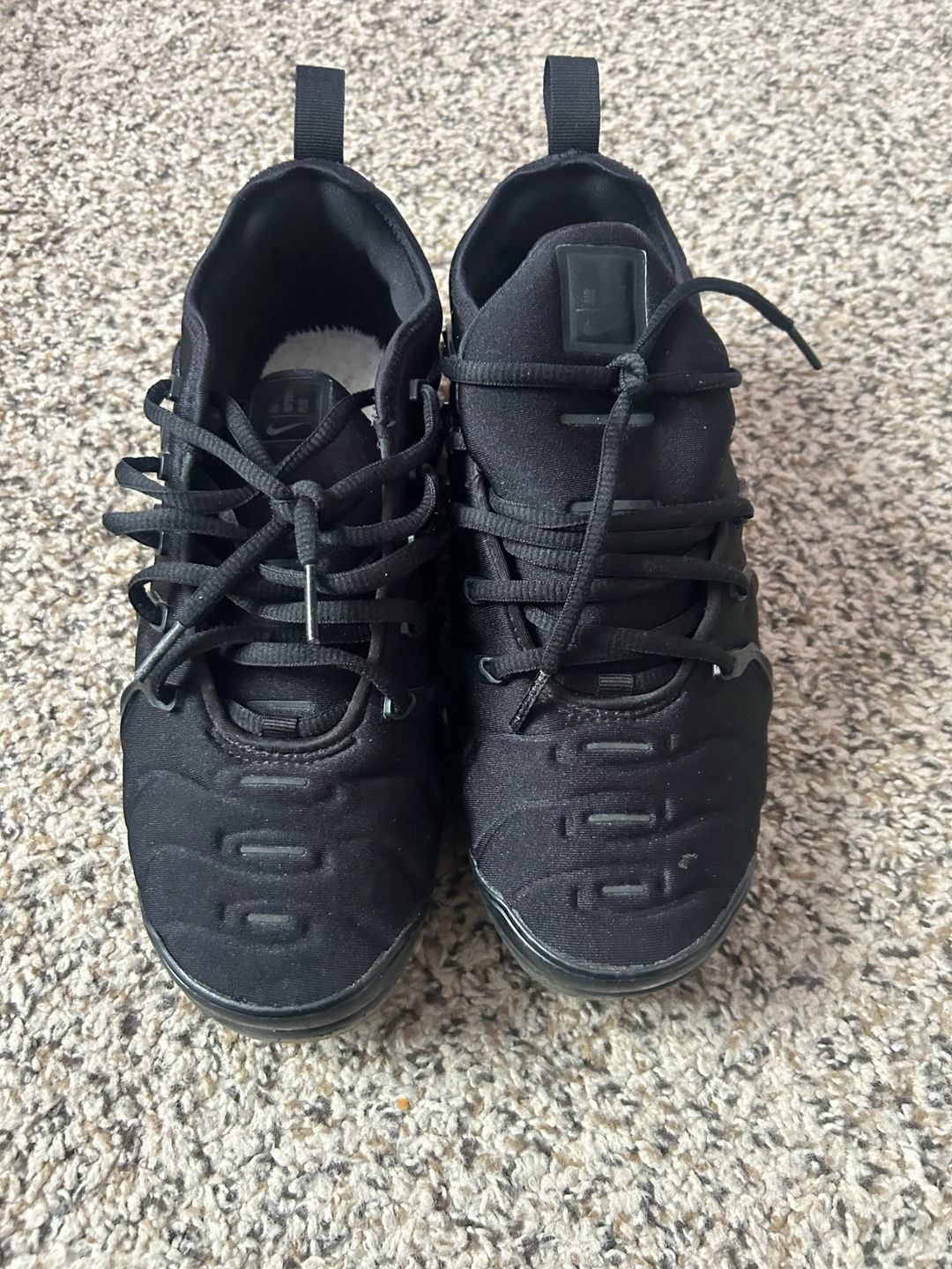 Nike Air Vapormax Plus Triple Black Sneakers 4
