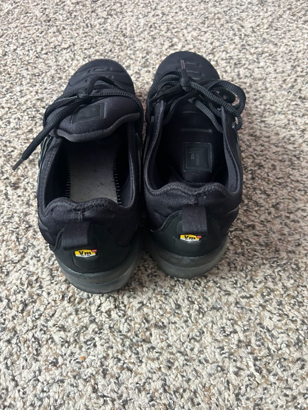Nike Air Vapormax Plus Triple Black Sneakers 6