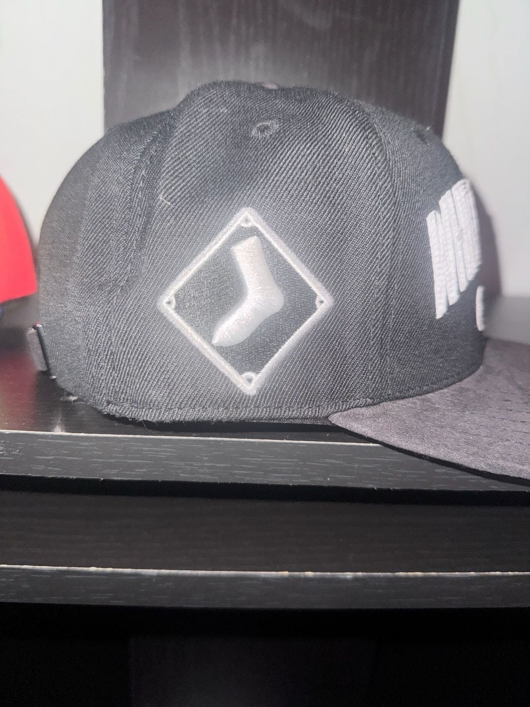 Pro Standard Chicago White Sox Corduroy Strapback Hat Black 3