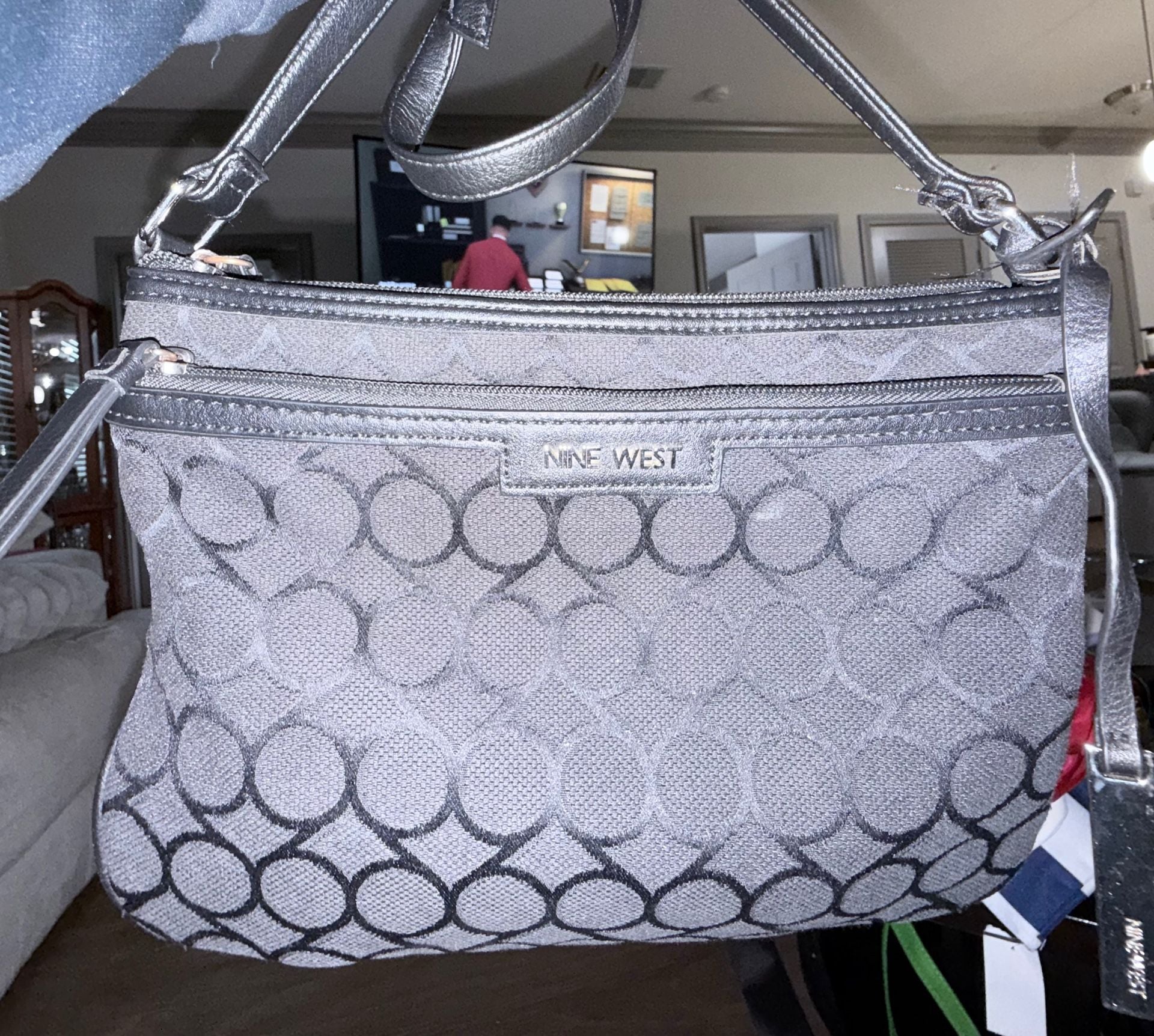 Nine West Crossbody Bag Gray Geometric Print Zippered Handbag 2