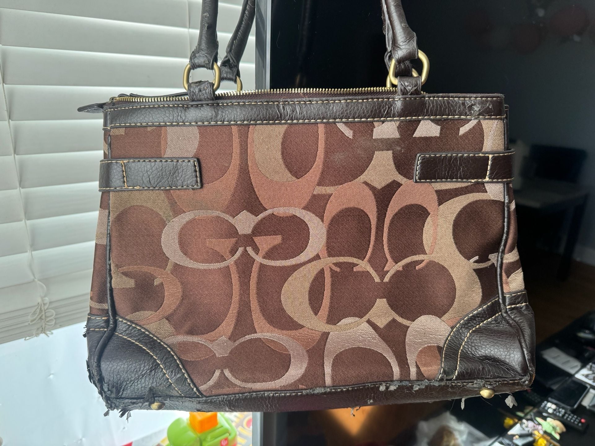Coach Hamptons Signature Brown Satchel Handbag 3