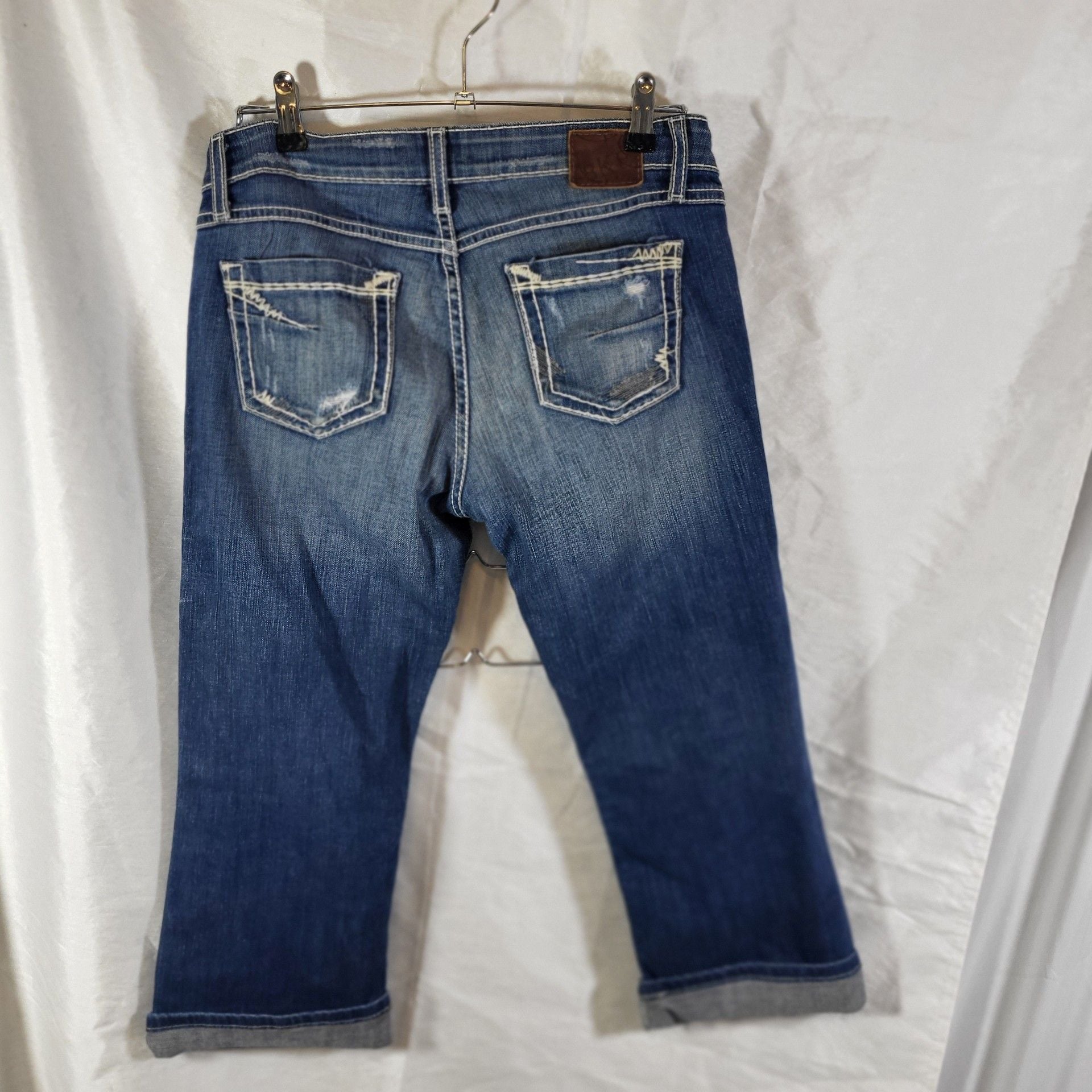 BKE Stella Cropped Jeans Size 28 Distressed Blue Denim Capri Cuffed 3