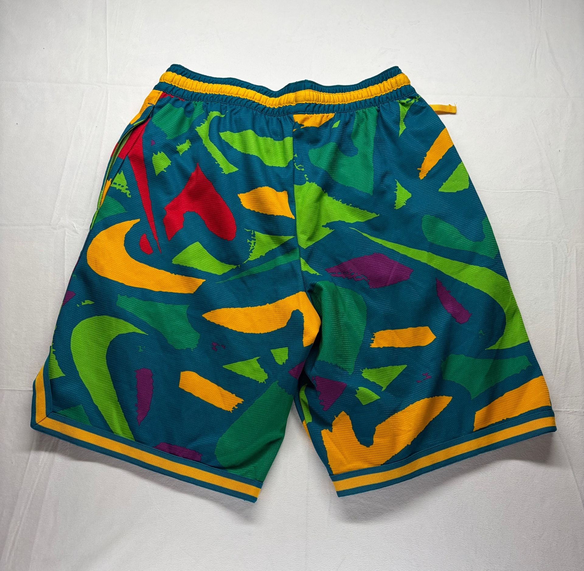 Nike Dry DNA Men's Basketball Shorts Spruce Blue/University Gold Love 9” Medium 6