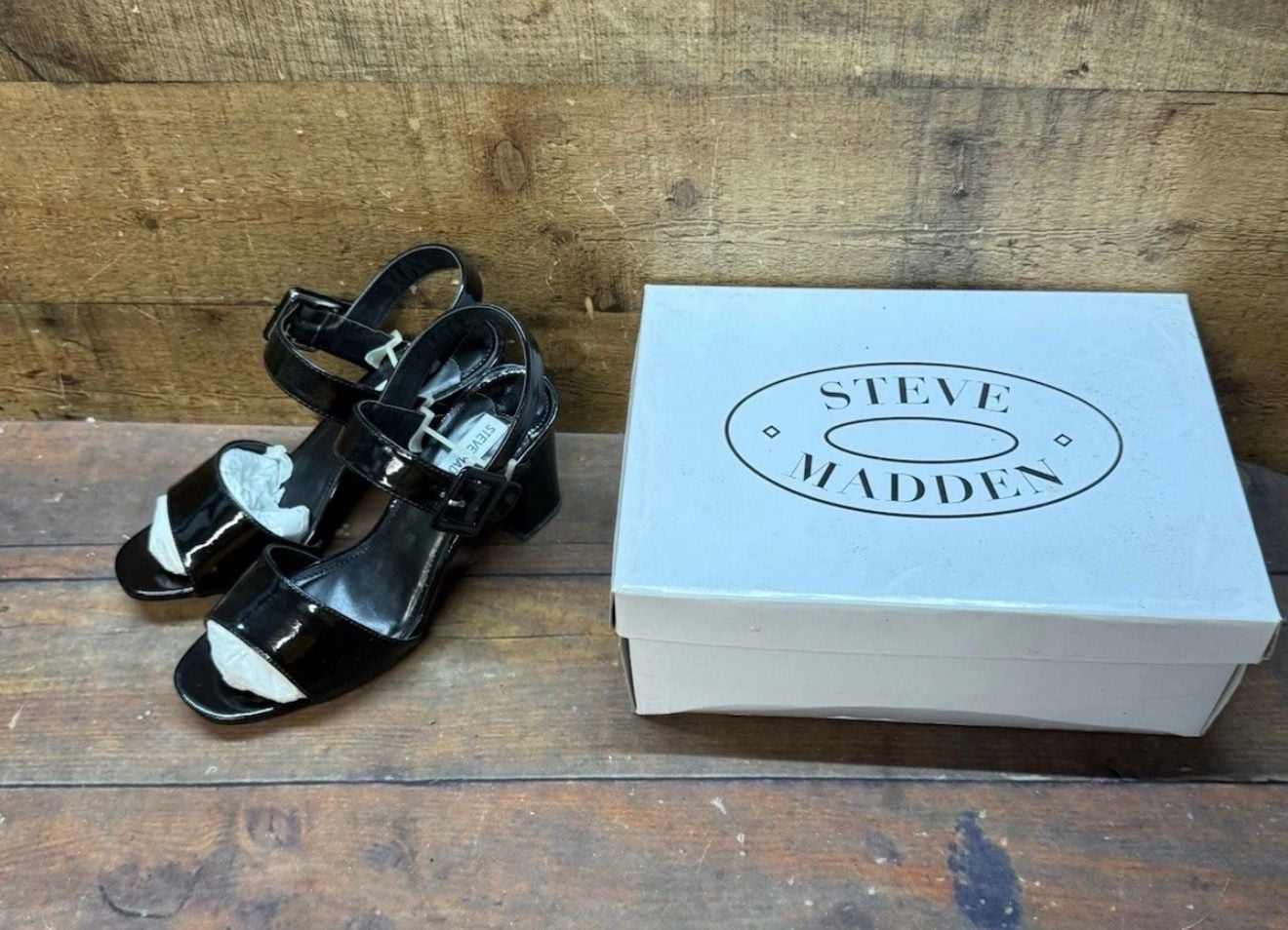 Steve Madden Blakey Size 8.0 Black Patent Sandals Block Heels 2
