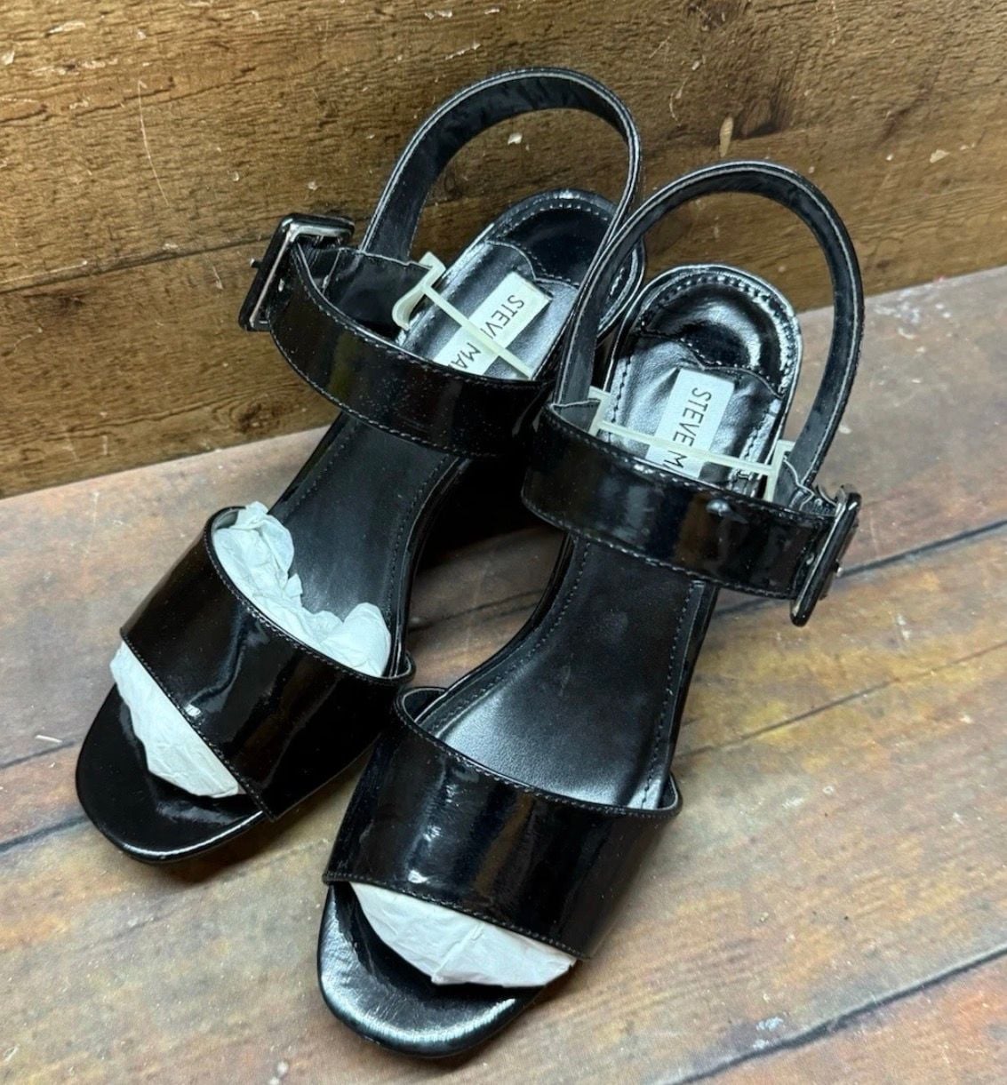 Steve Madden Blakey Size 8.0 Black Patent Sandals Block Heels 4