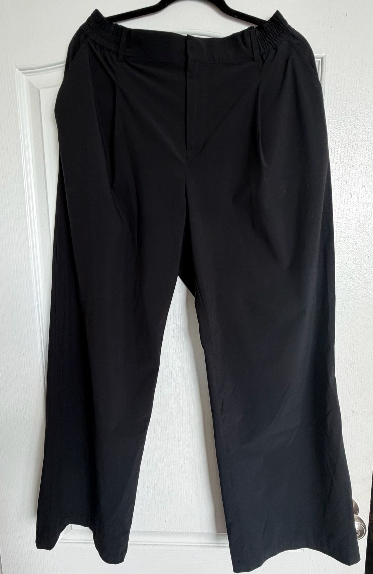 Alo Yoga Black Pleated Wide Leg Tailored Trousers Pants. NO Tag 3