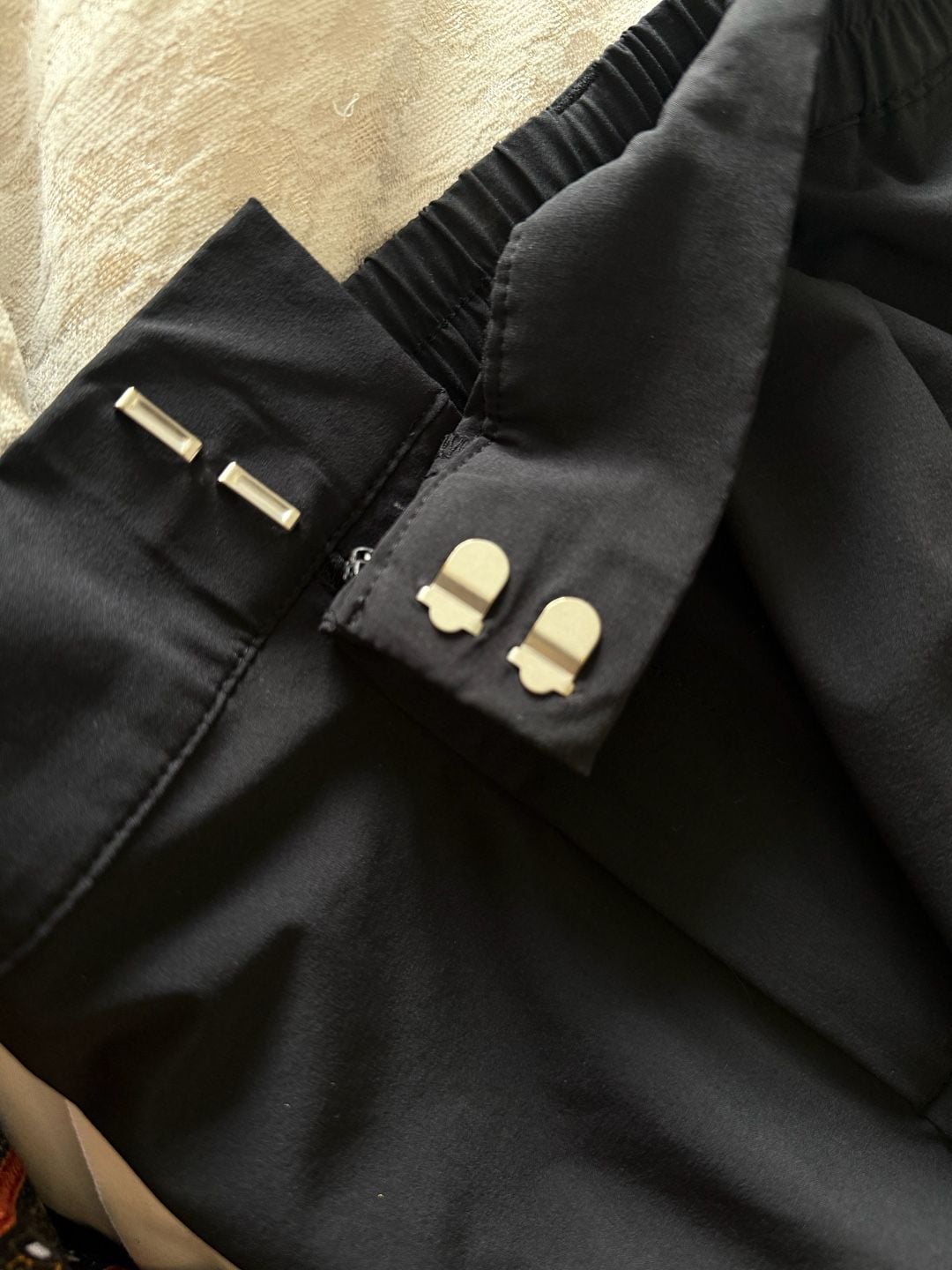 Alo Yoga Black Pleated Wide Leg Tailored Trousers Pants. NO Tag 7