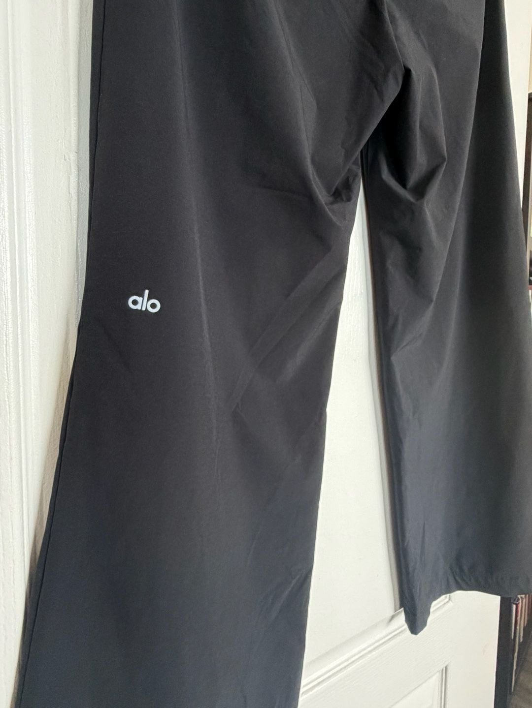 Alo Yoga Black Pleated Wide Leg Tailored Trousers Pants. NO Tag 2