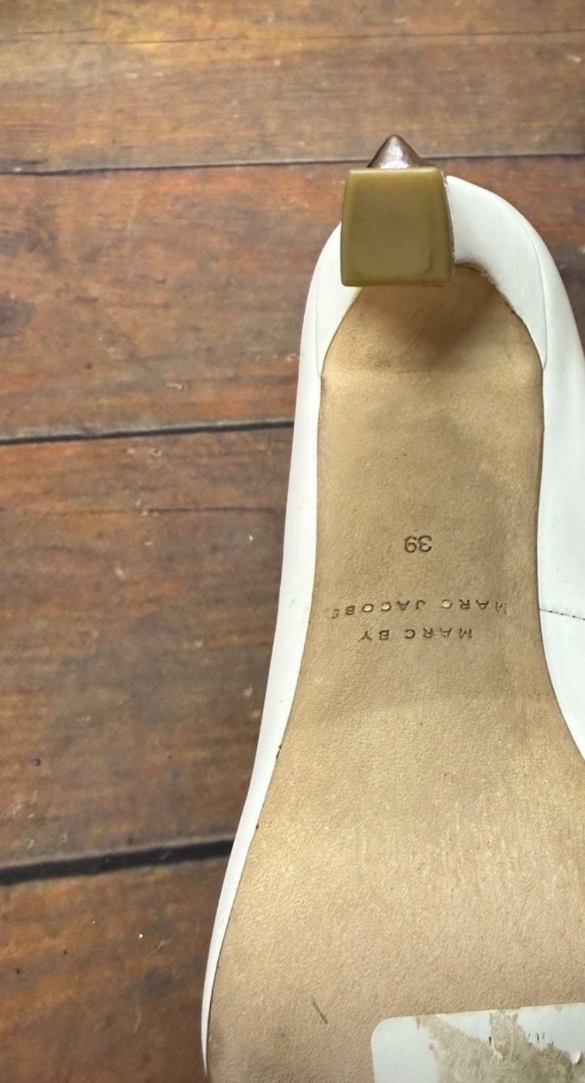 Marc By Marc Jacobs Pumps Size 39 White Leather Studded Heel 10
