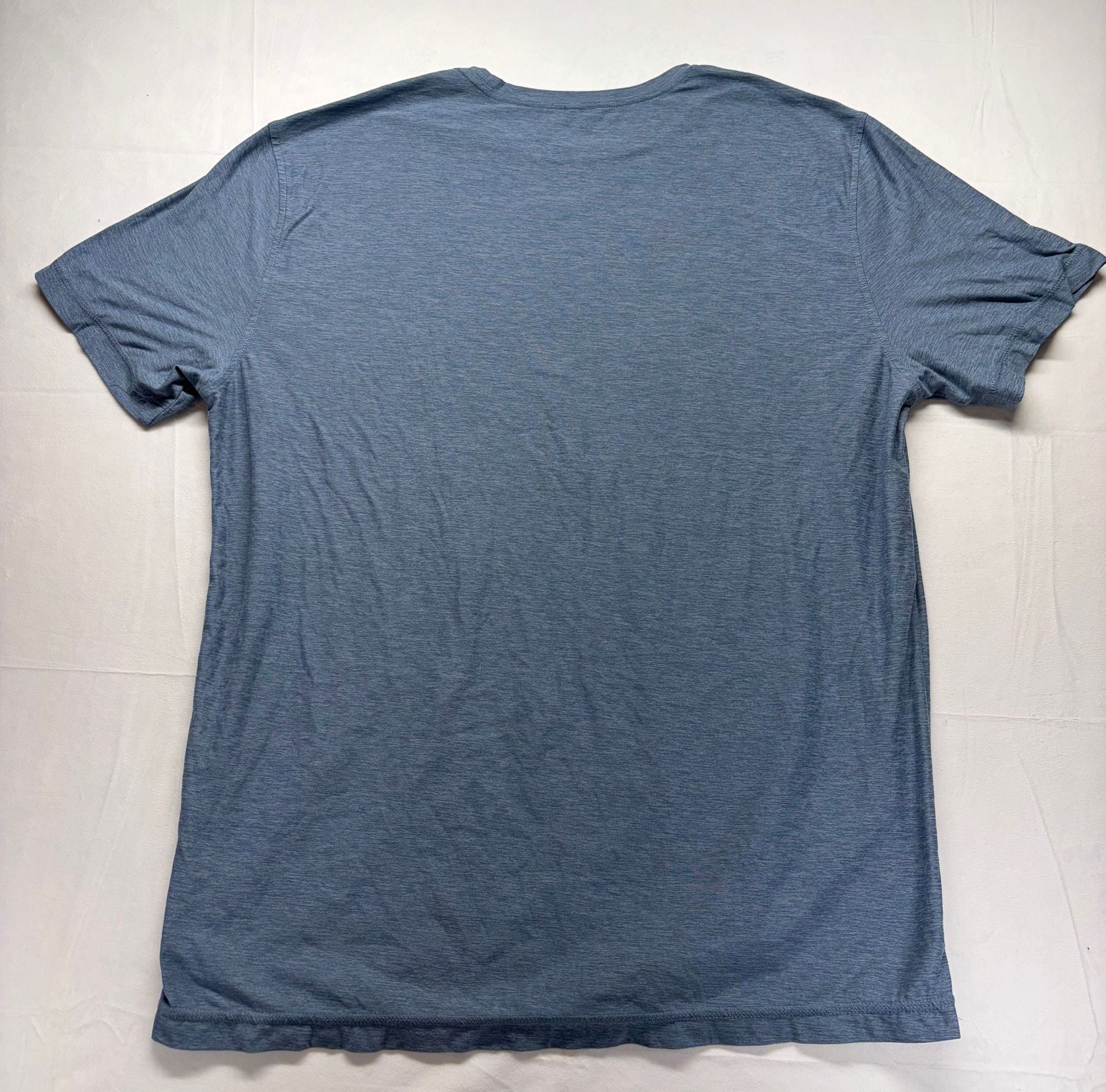 Vuori Strato Tech T-Shirt Size XL Blue Heather Performance Crewneck 7