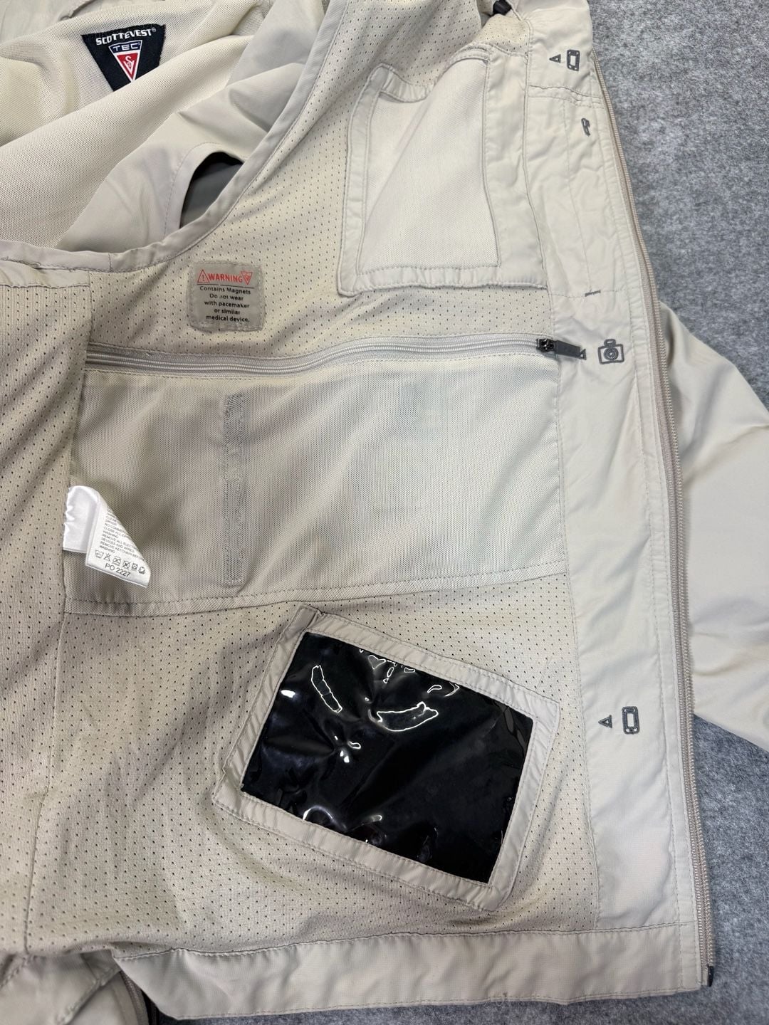 Scottevest TEC Size L Tan Multi Pocket Utility Windbreaker Jacket 9