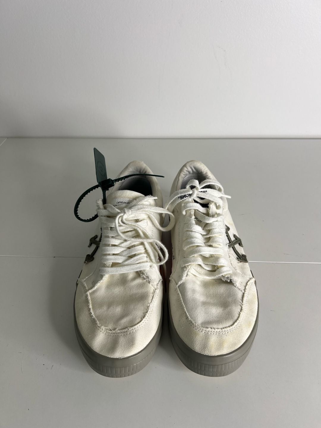 Off-White Low Vulcanized Eco Canvas Size 44 White Sneaker 3