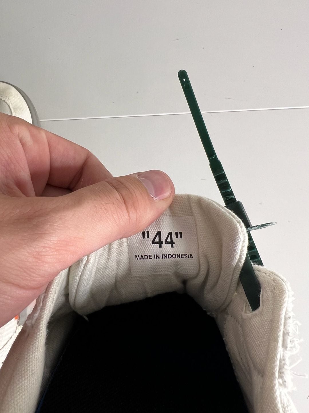 Off-White Low Vulcanized Eco Canvas Size 44 White Sneaker 9