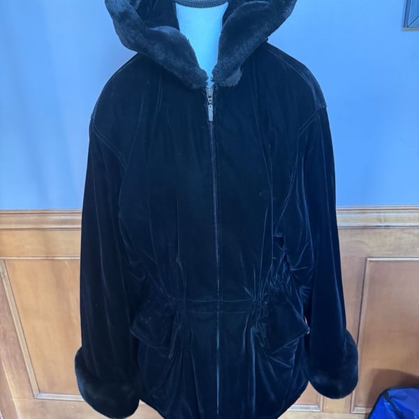 Gallery Velvet Coat Size L Black Faux Fur Hood