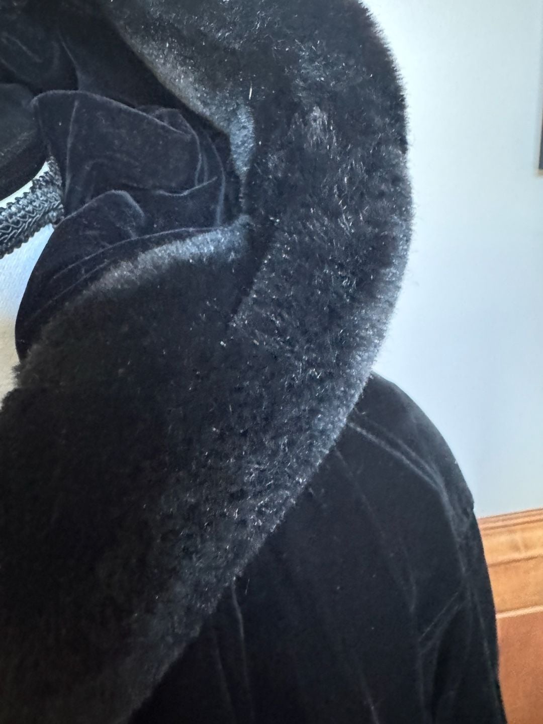 Gallery Velvet Coat Size L Black Faux Fur Hood 5