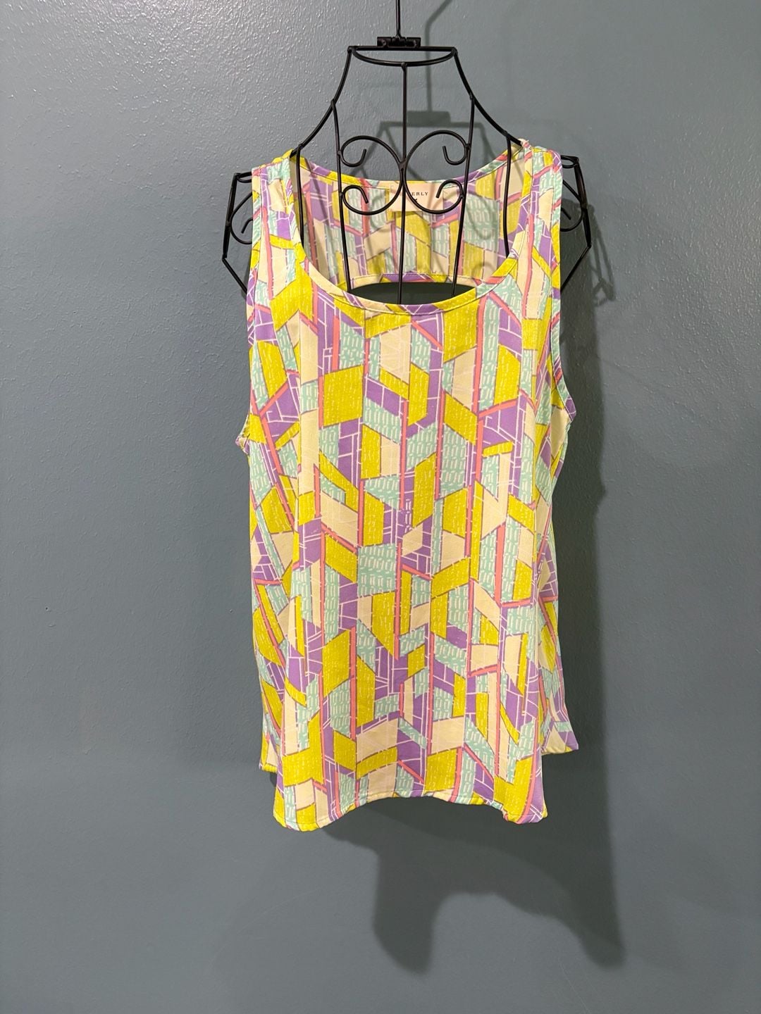 Everly Geometric Tank Top Size S Multicolor Poly Cutout Back 2