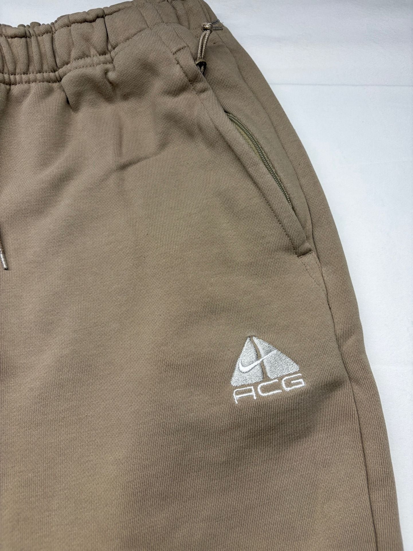 Nike ACG Therma-Fit Fleece Sweatpants Size S Brown Joggers Excellent Condition 4