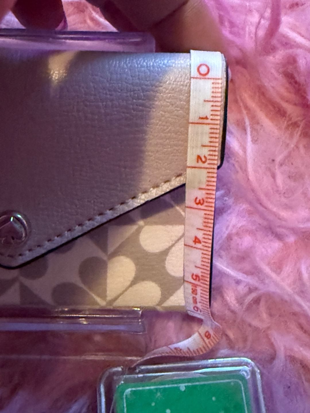 Kate Spade Spade Flower Envelope Card Holder Keychain 13