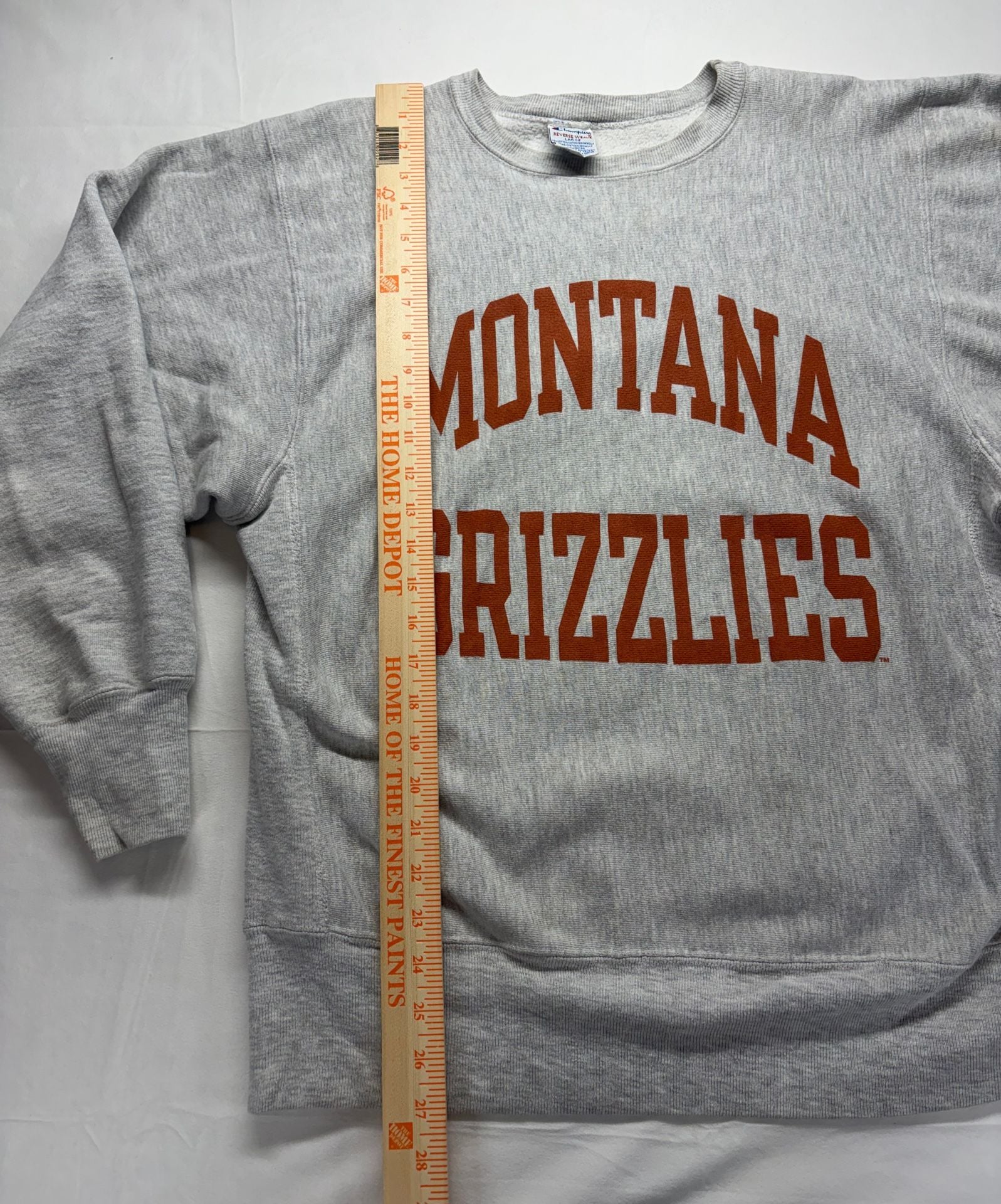 Vintage Champion Reverse Weave Montana Grizzlies Sweatshirt Size Large 80s 90s 9