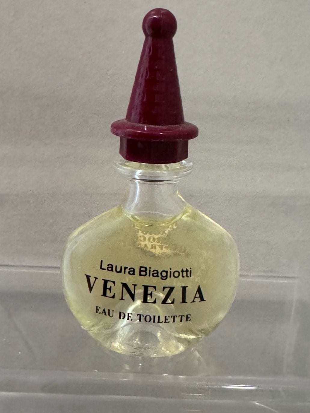 Rare discontinued Laura Biagiotti Venezia Eau de Toilette 5ml Miniature 4