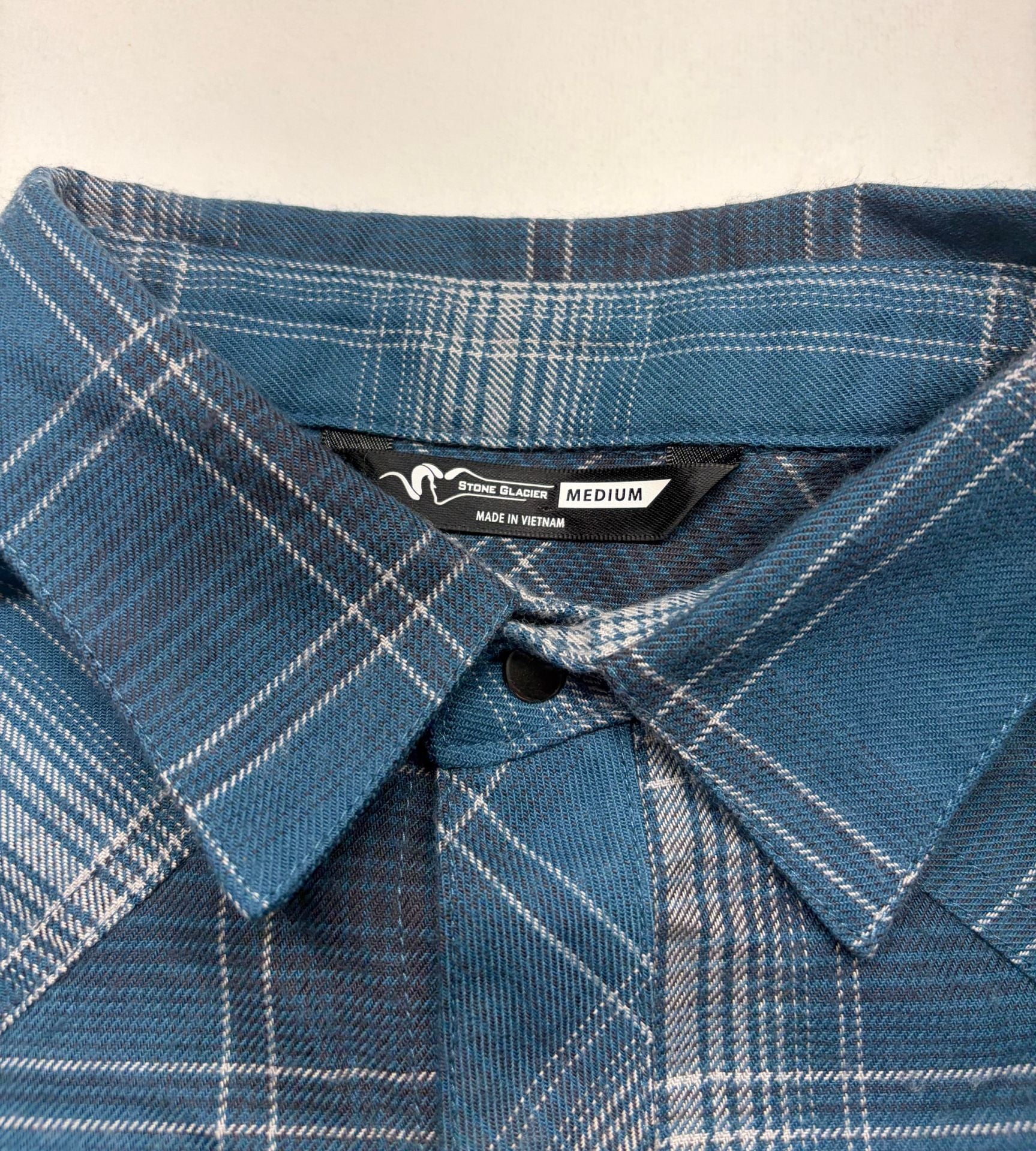 Stone Glacier Timber Butte Snap Shirt Size Medium Blue Plaid Long Sleeve 4