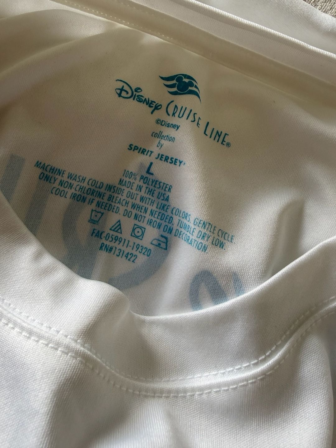 Youth Spirit Jersey Disney Cruise Line Minnie Mouse Size L Long Sleeve Shirt
4