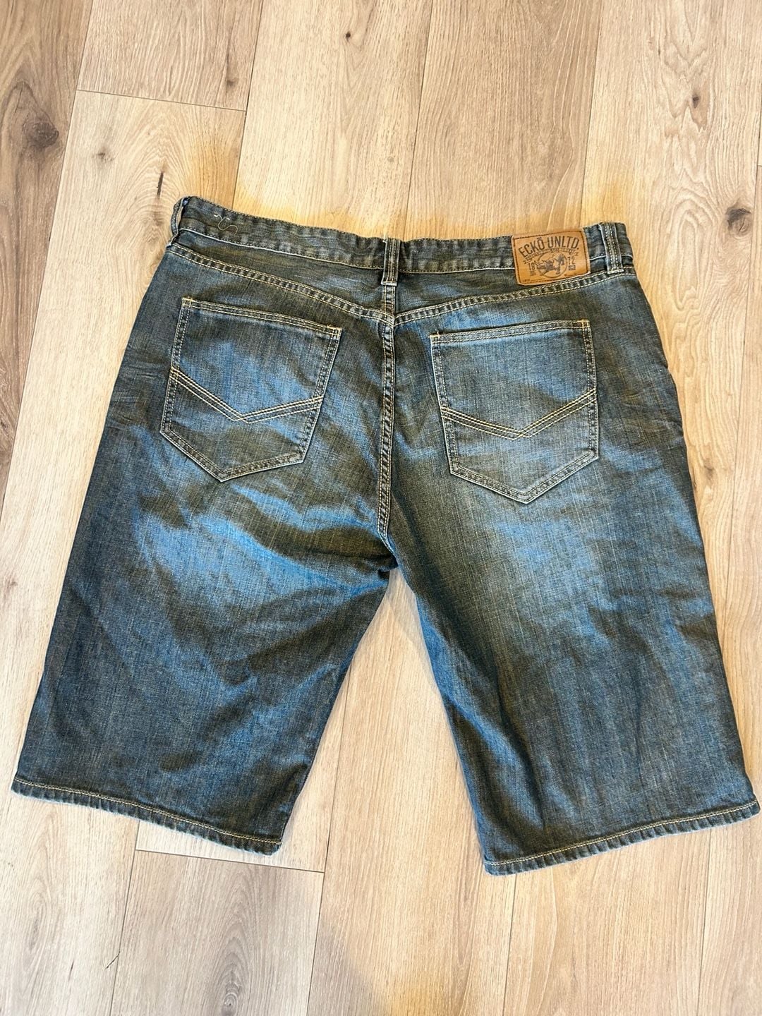 Ecko Unltd Denim Shorts Size 38 Relaxed Fit Blue Jorts Y2K 7