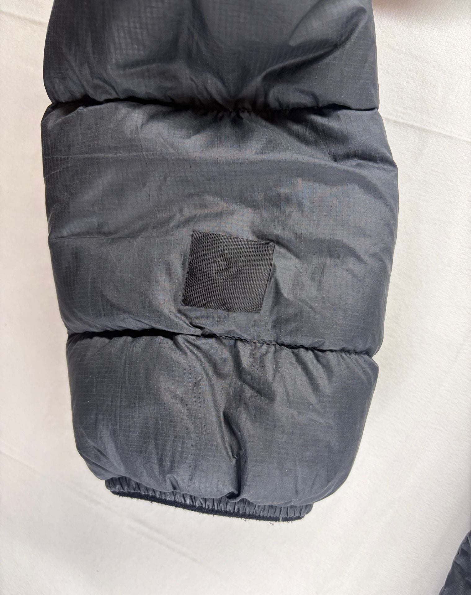 Outdoor Research Down Jacket Size M Black Hooded Puffer 8