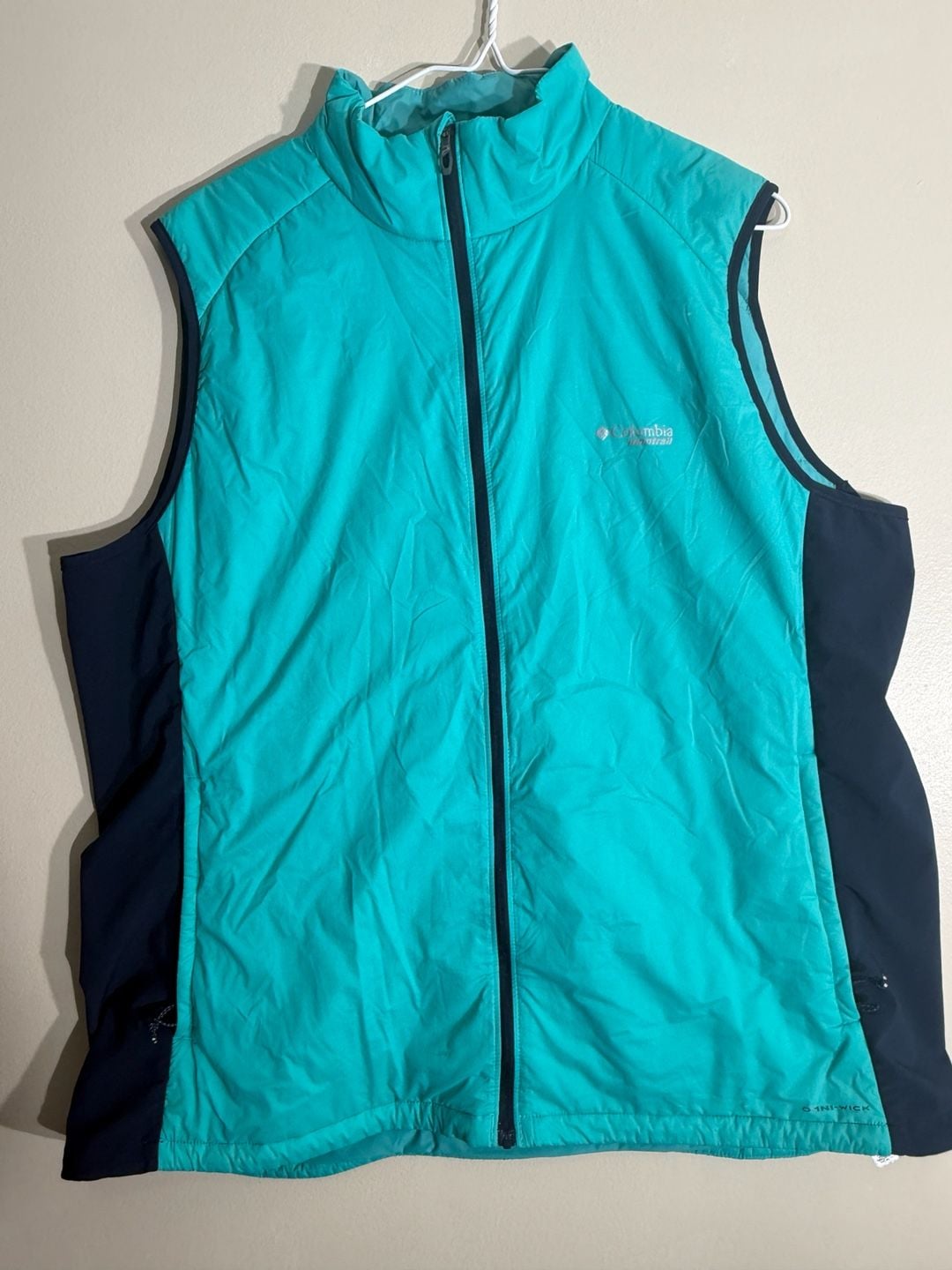 Columbia Endless Trail Running Vest Size XXL Turquoise Aqua 2