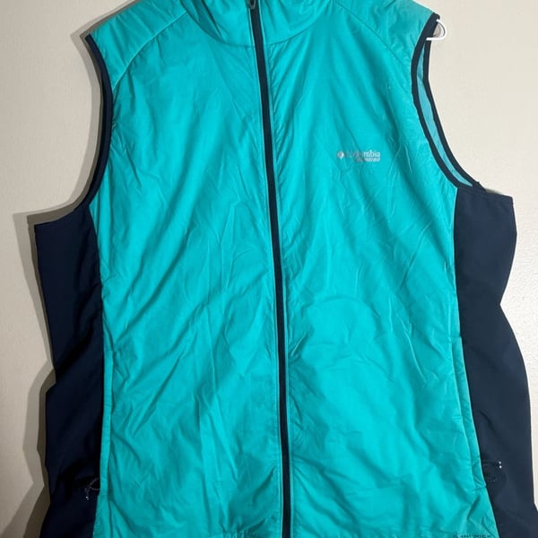 Columbia Endless Trail Running Vest Size XXL Turquoise Aqua