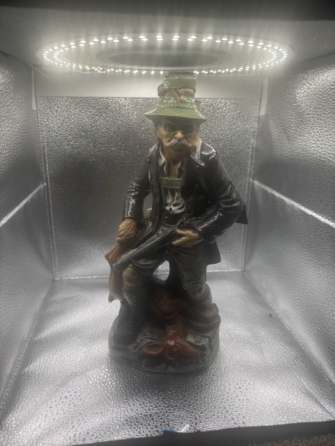 Vintage 1971's Mindestinhalt Hunter Ceramic Figurine Made in Italy Hend Painted 1