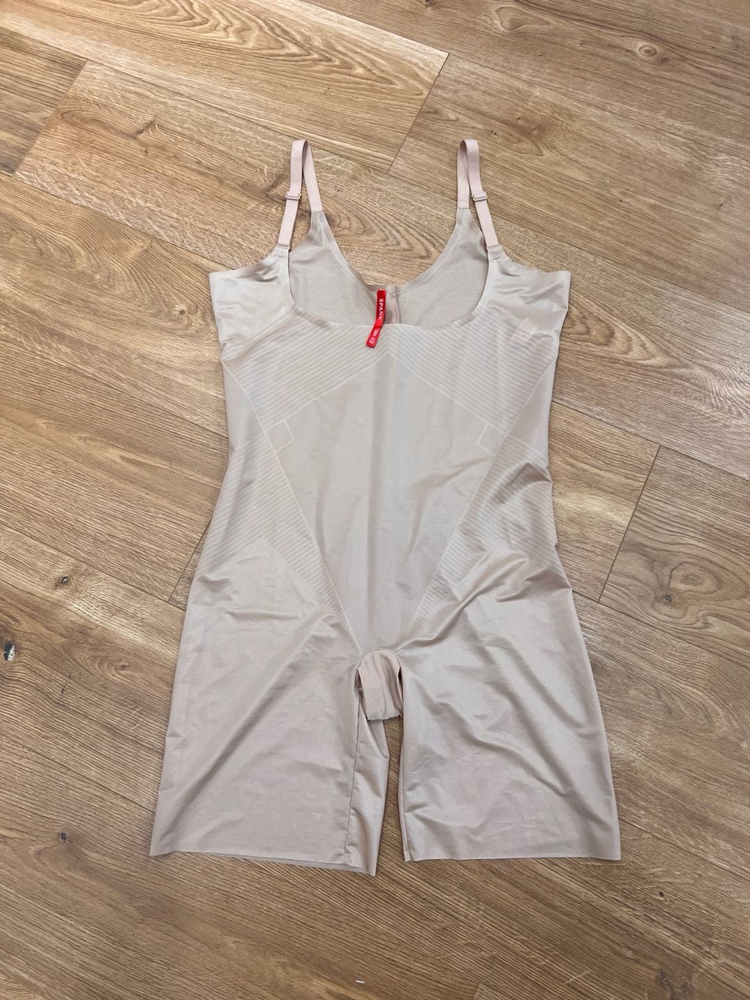 Spanx Thinstincts 2.0 Open-Bust Mid-Thigh Bodysuit Size 2X 6