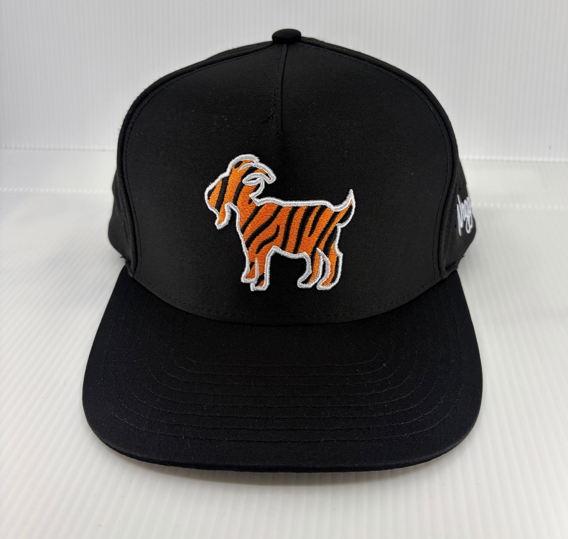 Waggle The GOAT Snapback Hat Black Tiger Stripe Golf Cap New Without Tags 2