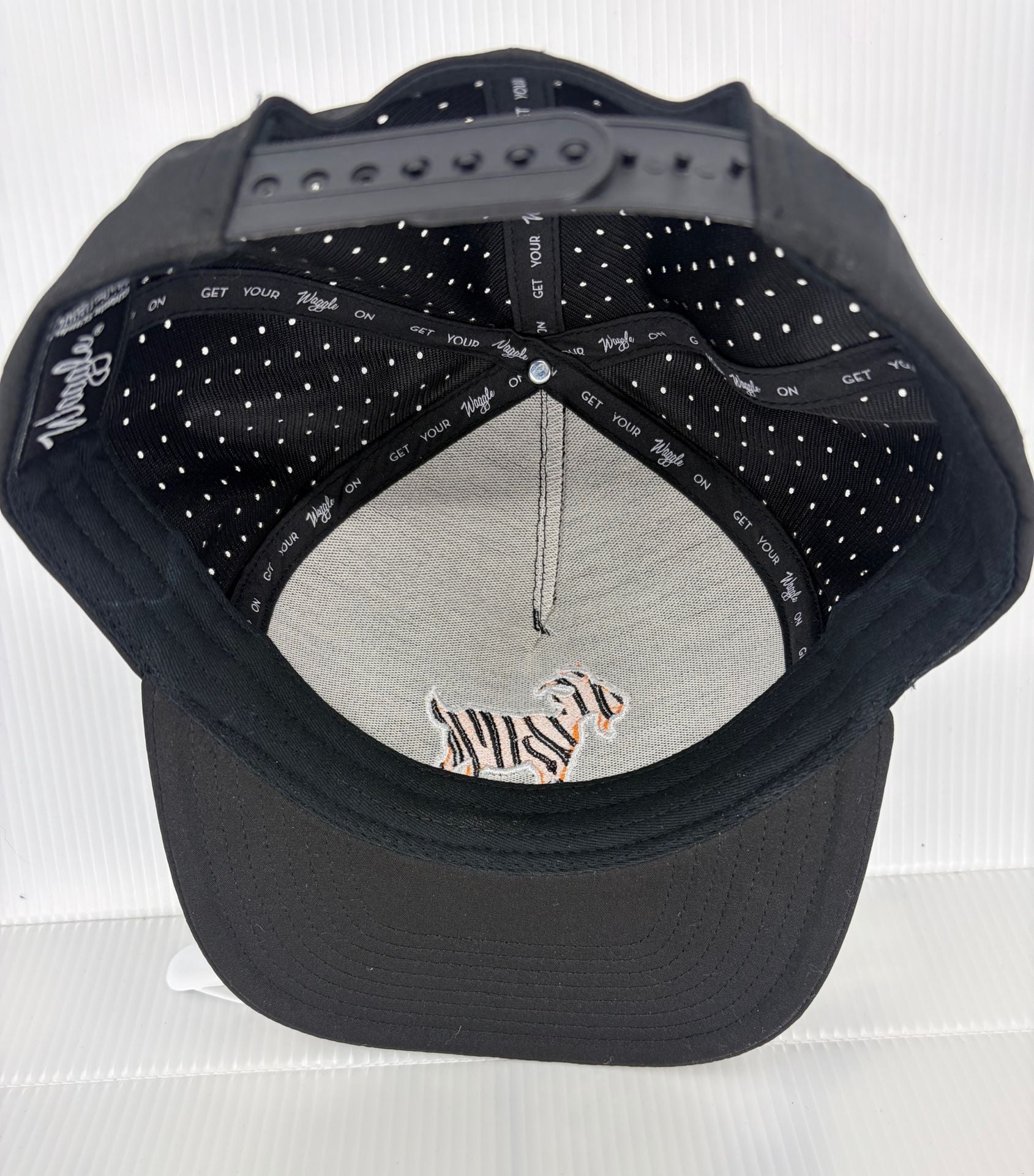 Waggle The GOAT Snapback Hat Black Tiger Stripe Golf Cap New Without Tags 5
