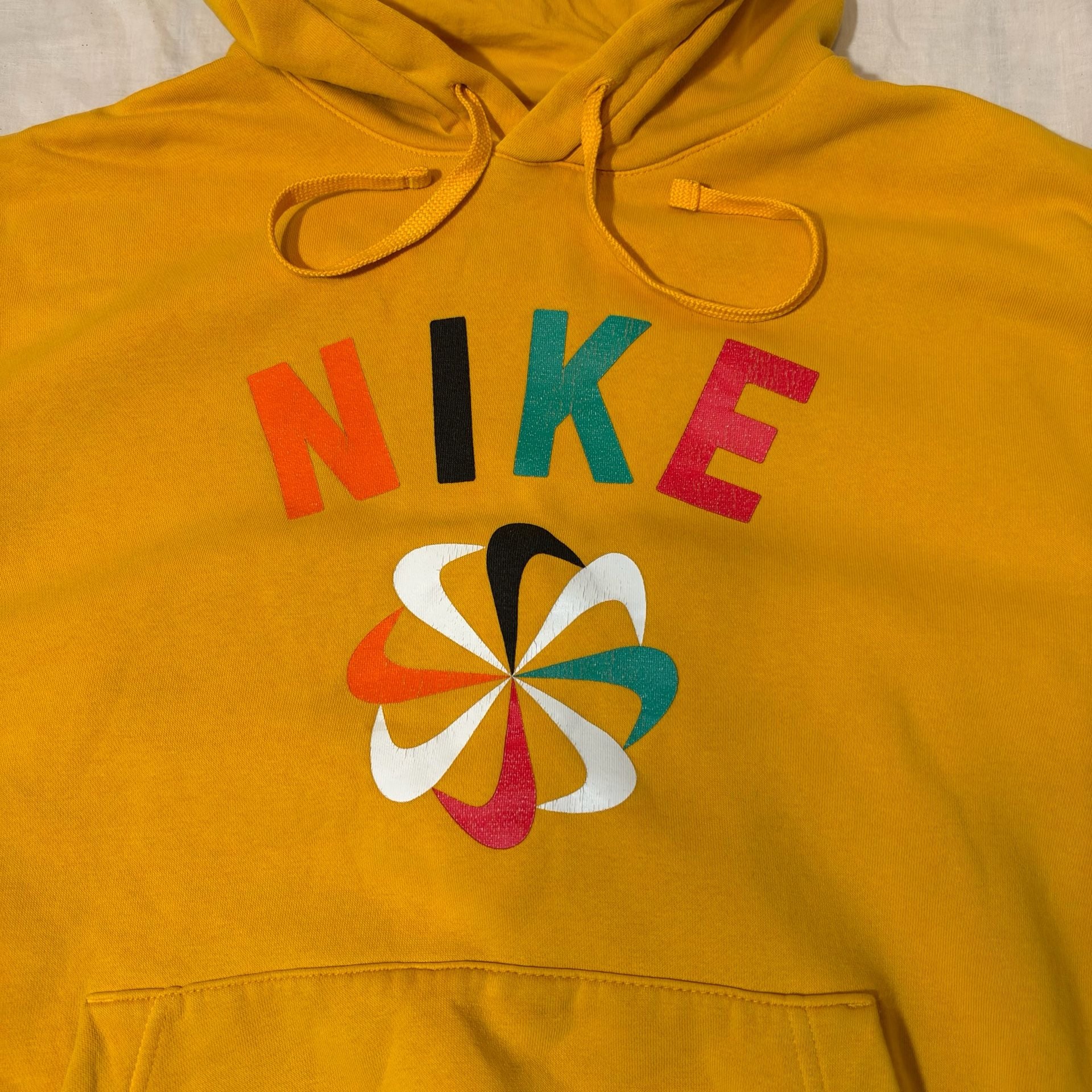 Nike Pinwheel Evolution Hoodie Yellow Size Medium 4