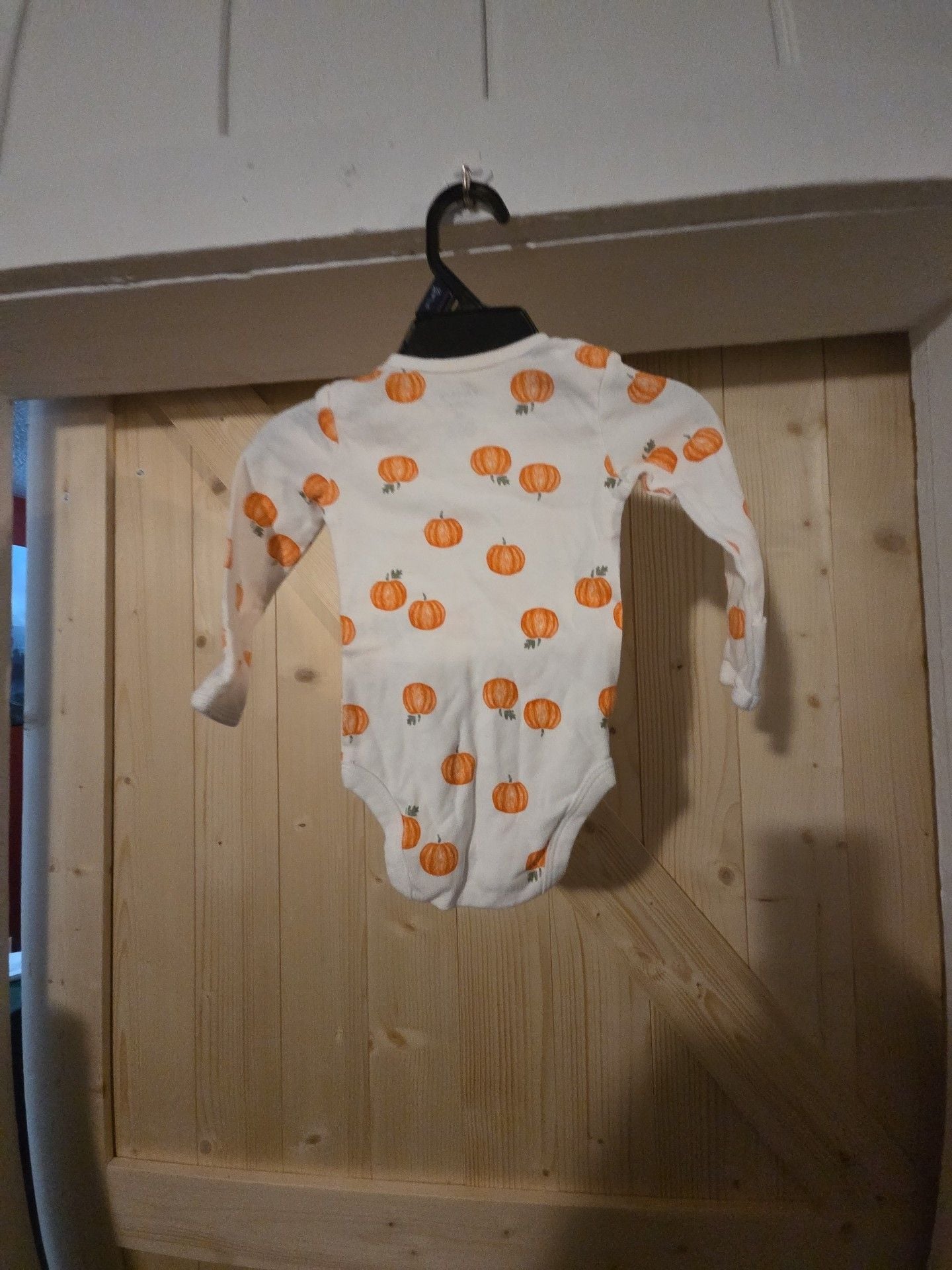 Carter's Pumpkin onesie 7