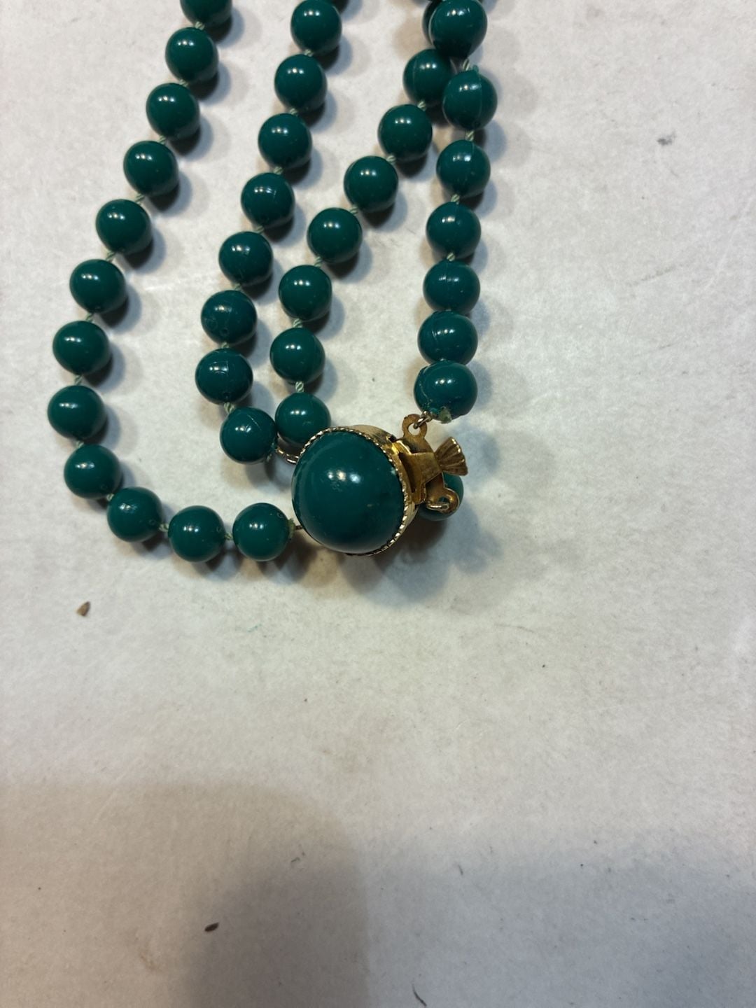 Vintage Two Strand Dark Green Beaded Necklace Hong Kong 6