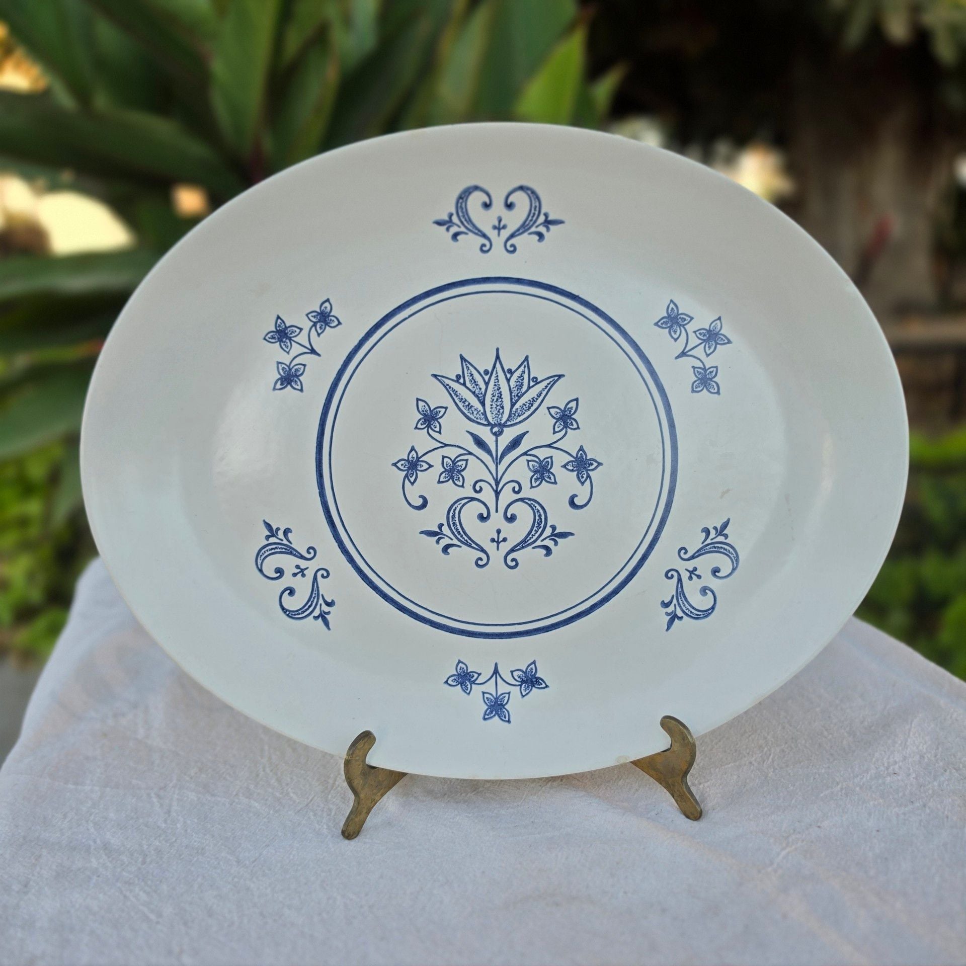 Homer Laughlin Dinnerware Blue White Sheffield Provincial 13.5” Oval Platter USA 1