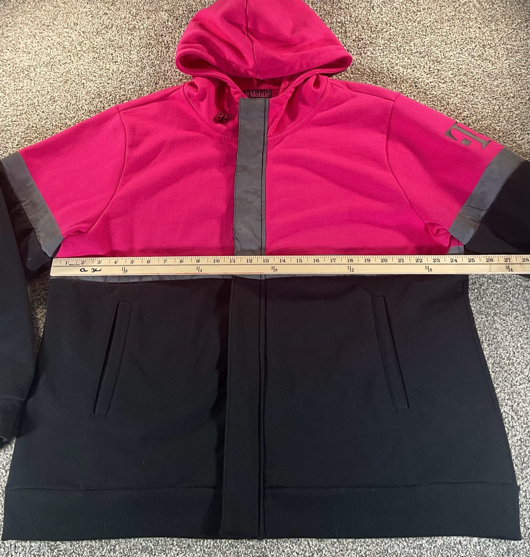 T-Mobile Zip Up Hoodie Size 3XL Pink Black Colorblock Reflective 7