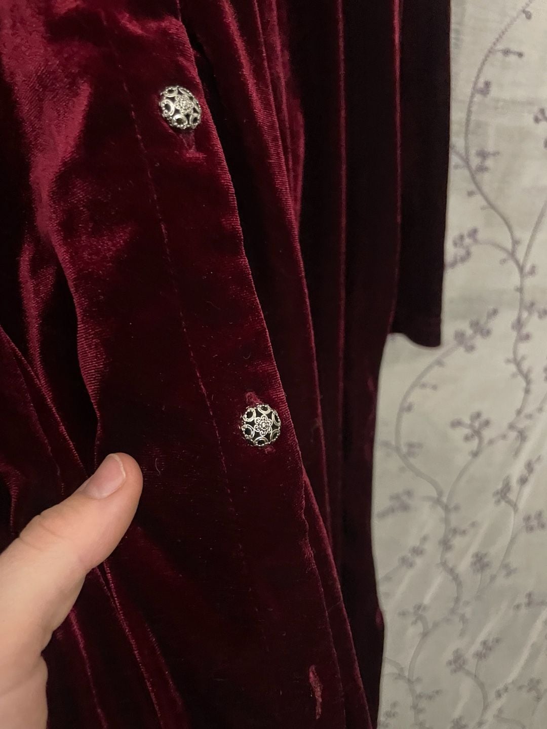 Ronni Nicole Velvet Dress Size 16 Burgundy Long Sleeve 8