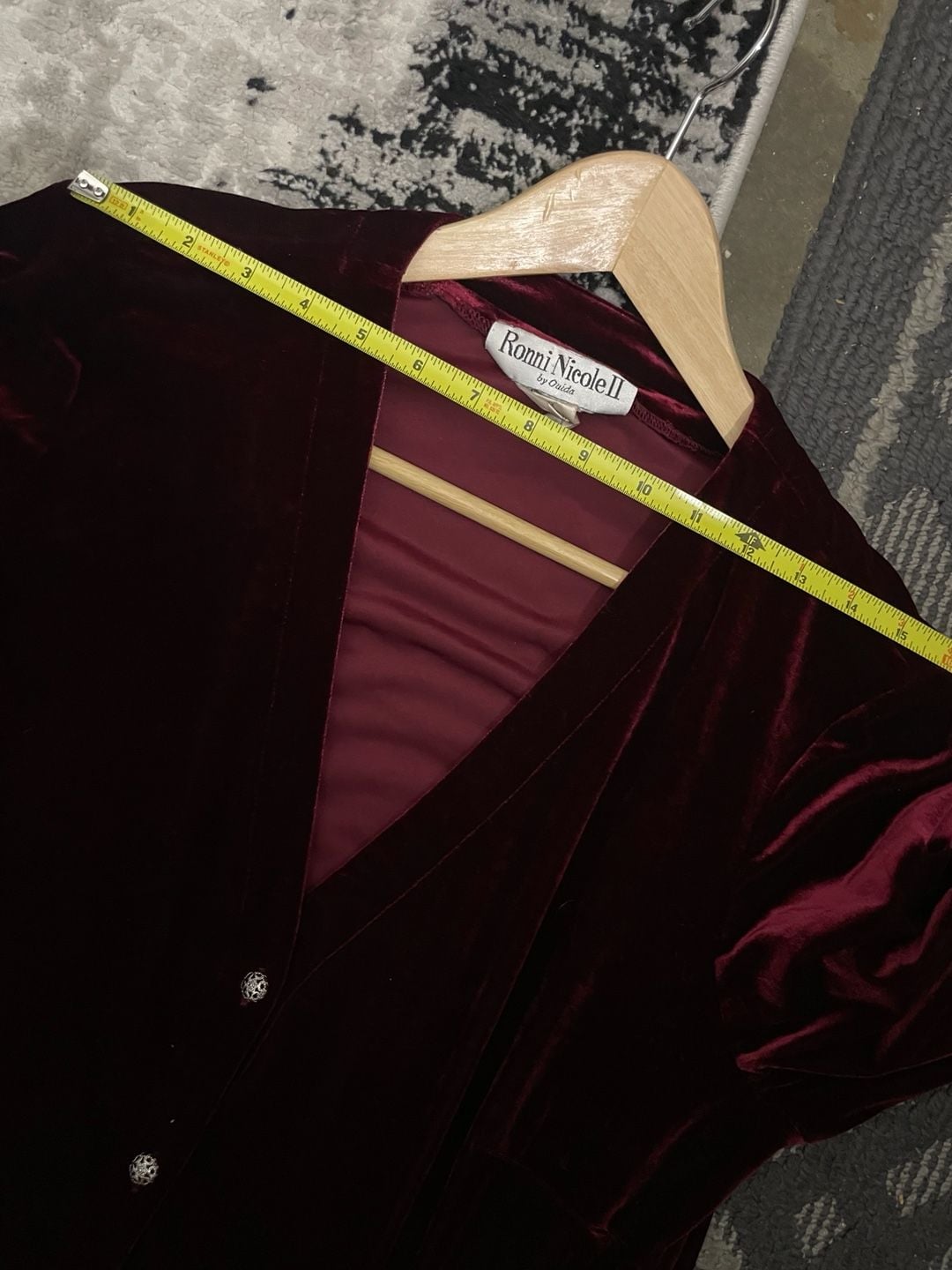 Ronni Nicole Velvet Dress Size 16 Burgundy Long Sleeve 11