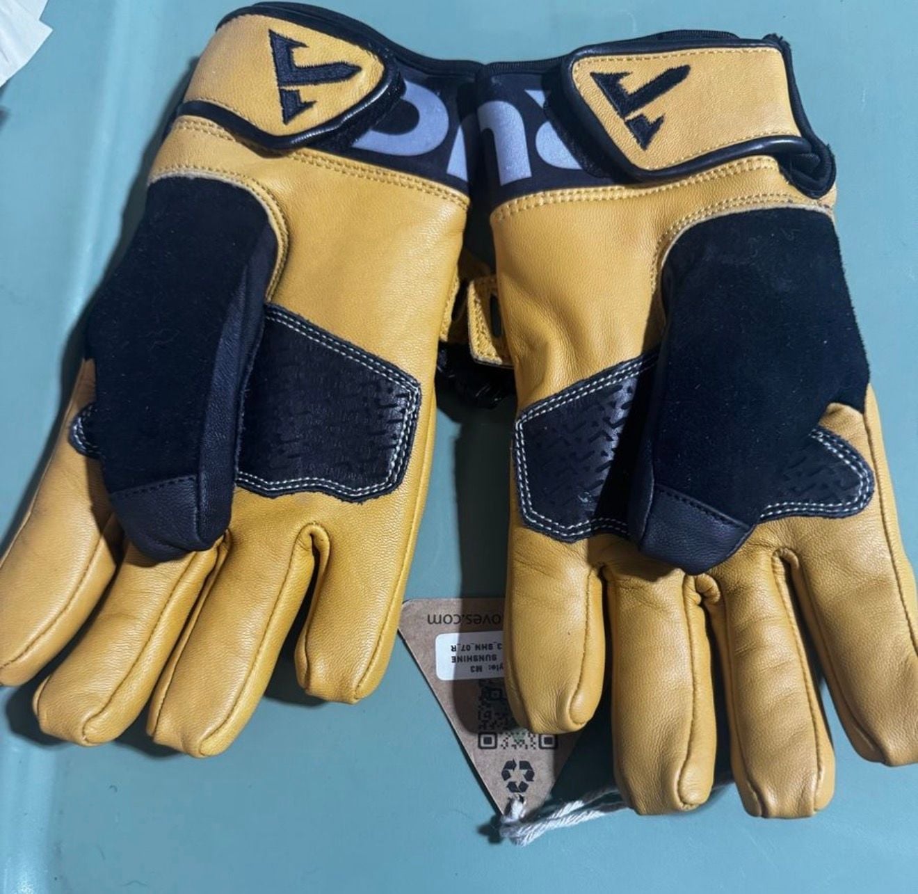 Truck M3 Ski Gloves Size 7 Sunshine Leather Waterproof 3
