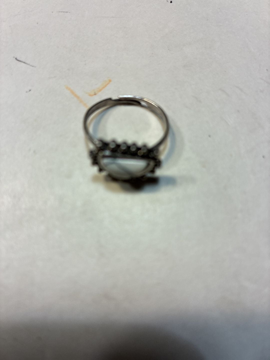 Boho Southwestern Style White Stone Silver Tone Adjustable Ring 2
