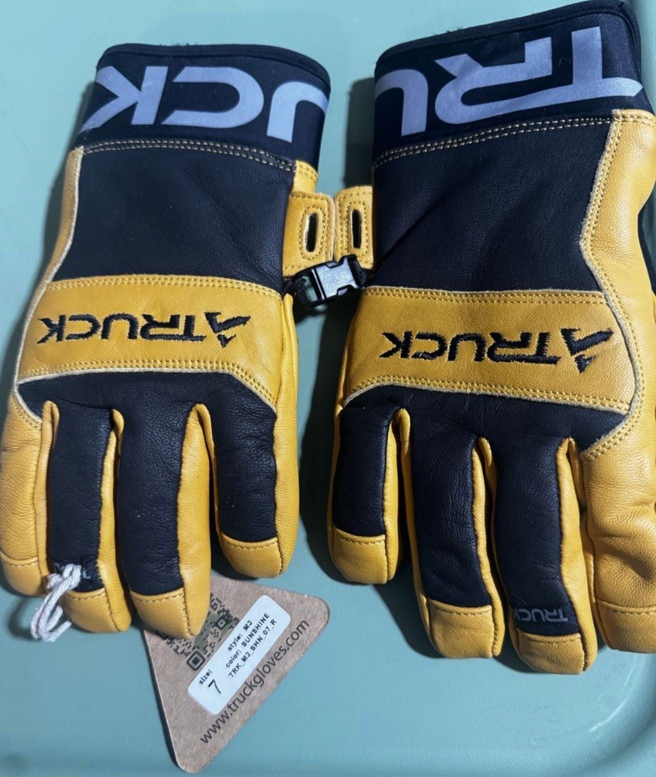 Truck M3 Ski Gloves Size 7 Sunshine Leather Waterproof 2