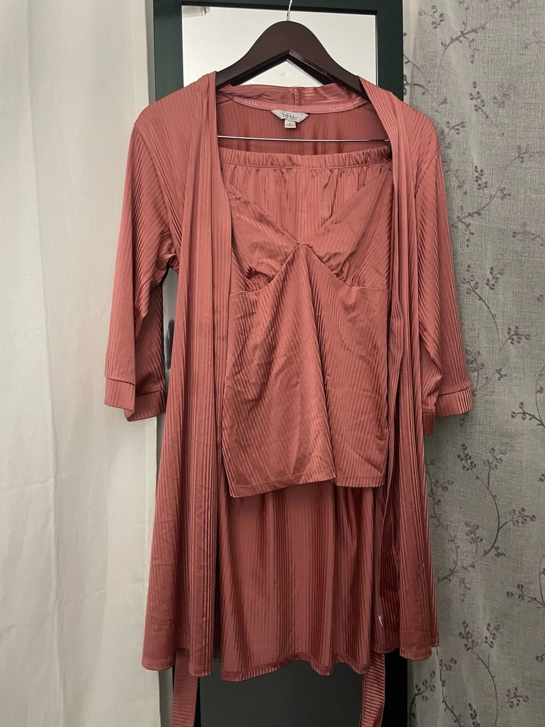 Nicole Miller Loungewear Set Size S Pink 3-Piece with Robe 2