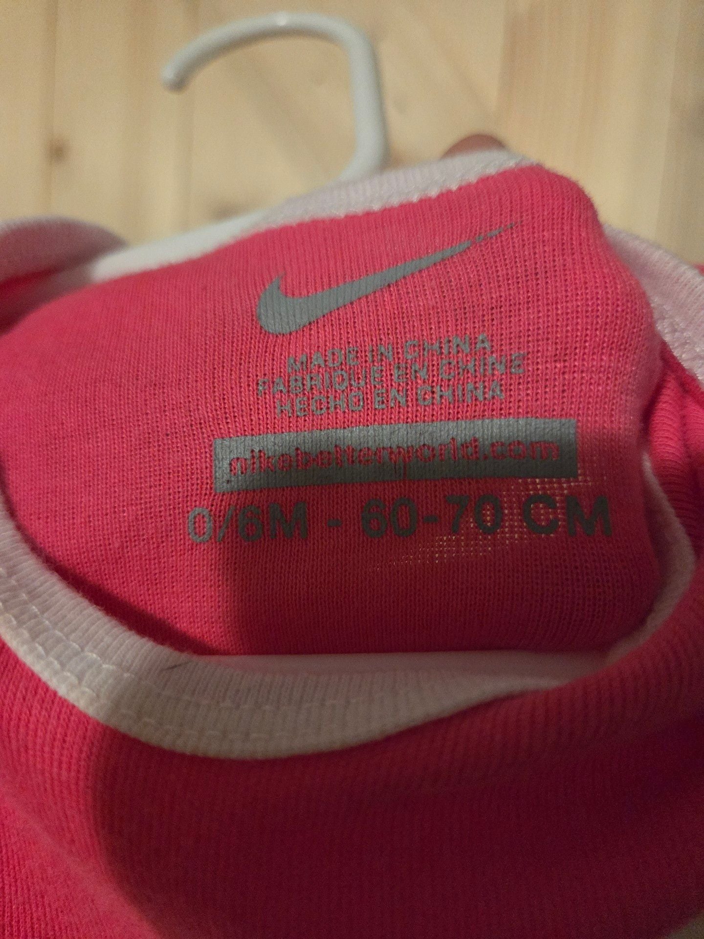 Nike Bodysuit Size 0/6M Pink 6