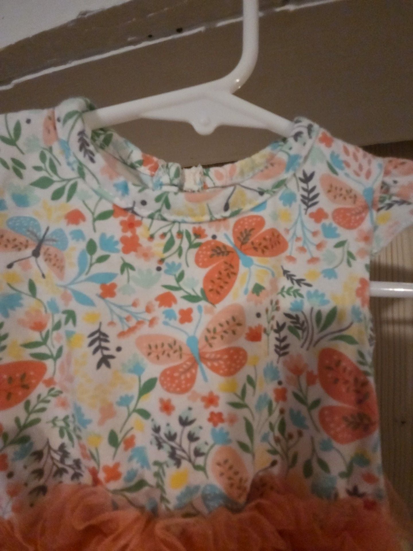 Baby Essentials Bodysuit Size 6M Floral 5