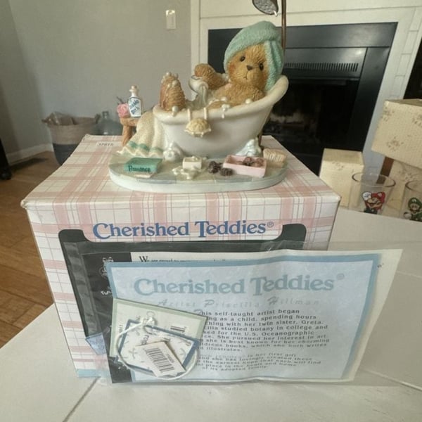 Cherished Teddies Mom, It's Your Day To Relax Figurine #37815