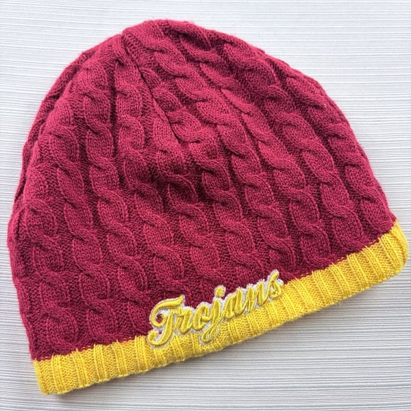 Captivating Headgear USC Trojans Beanie Hat Cable Knit Garnet Gold