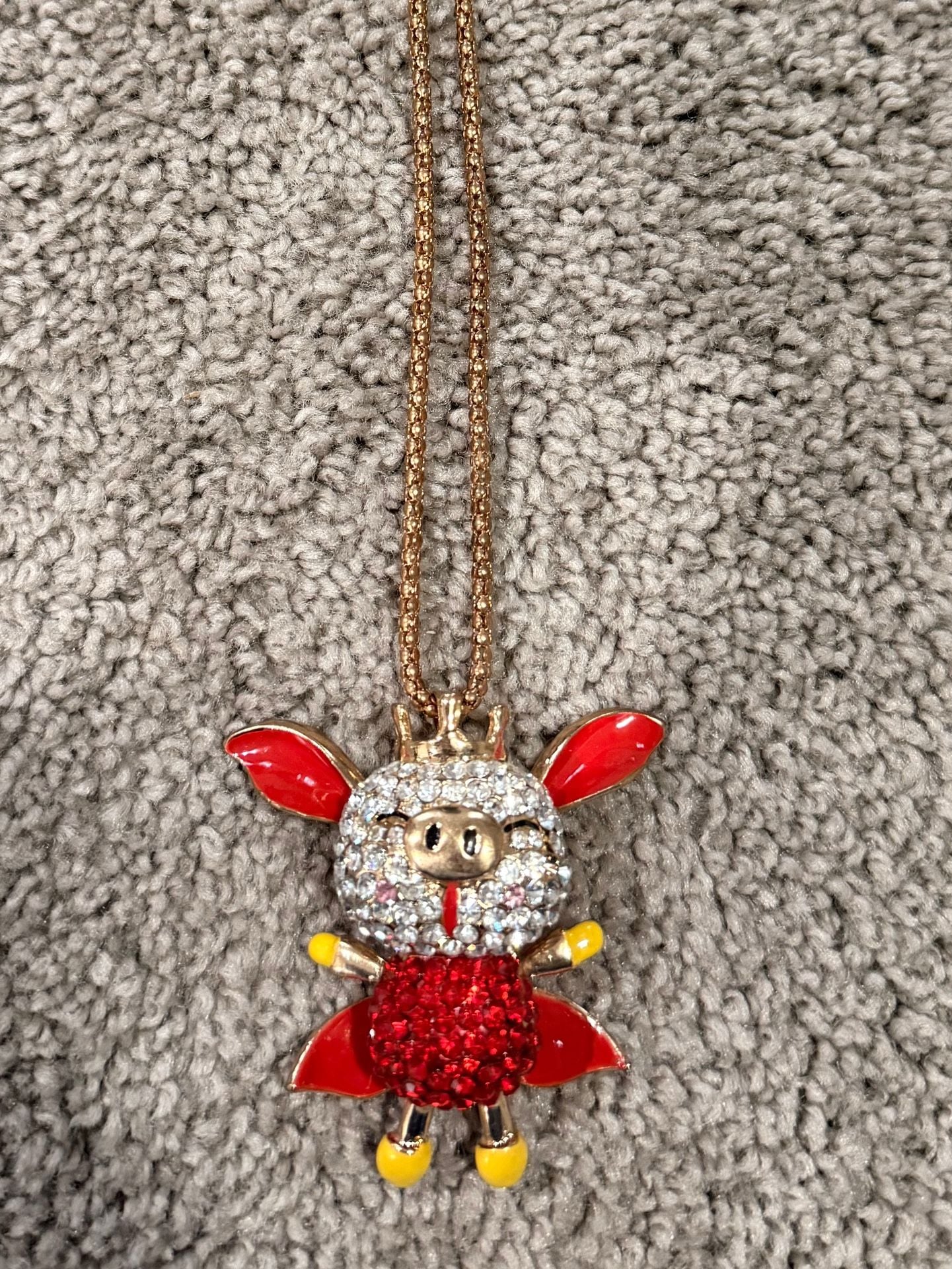 Betsey Johnson Flying Pig Rhinestone Pendant Necklace Goldtone 2